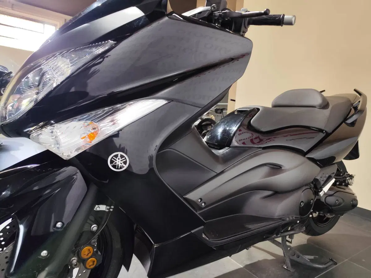 Yamaha T-Max 500 (2008 - 12) (5)