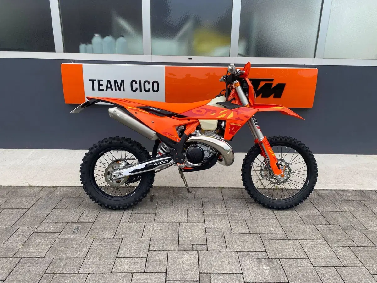 KTM 300 EXC Six Days (2025)