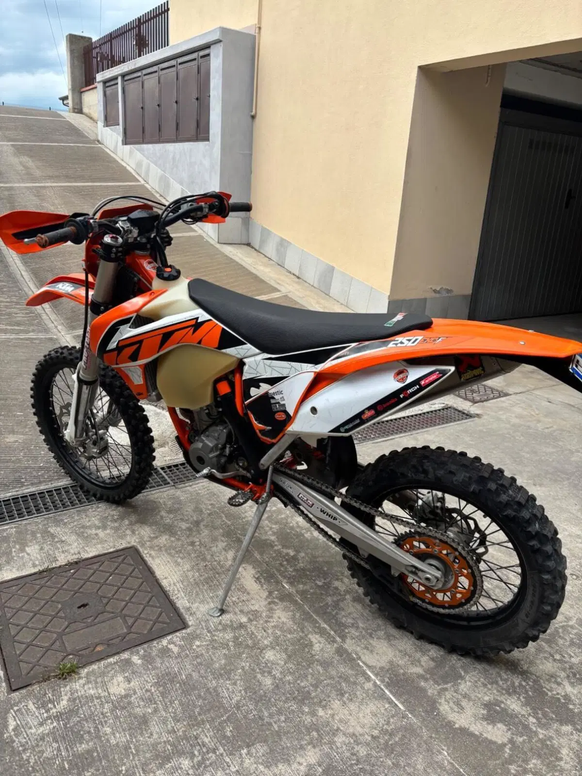 KTM 250 EXC-F (2016) (3)