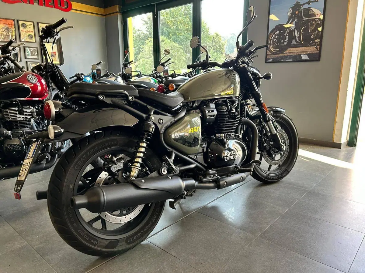 Royal Enfield Shotgun 650 (2024 - 26) (4)