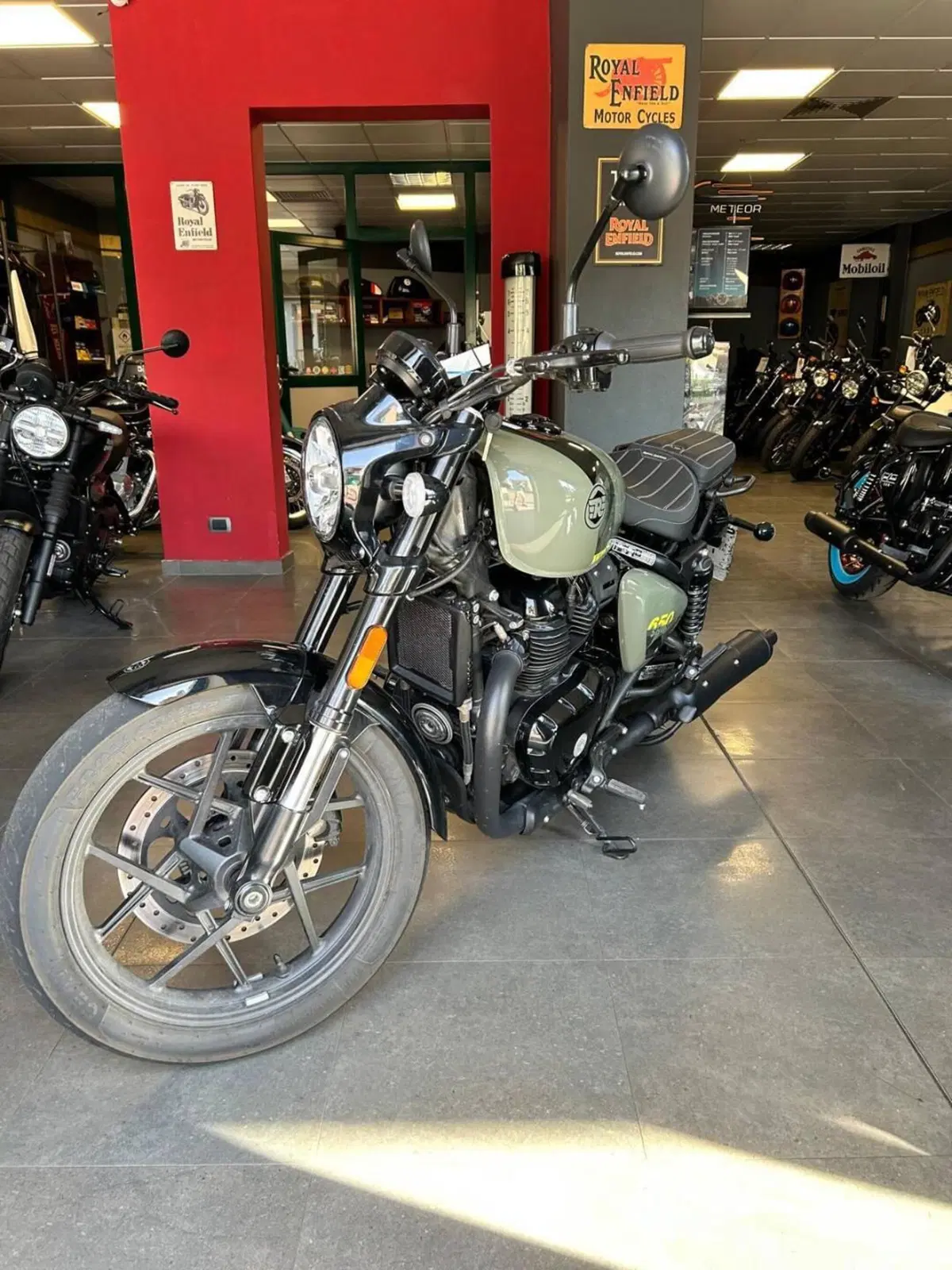 Royal Enfield Shotgun 650 (2024 - 26) (10)