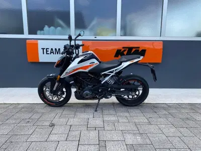 KTM 390 Duke (2021 - 23) usata