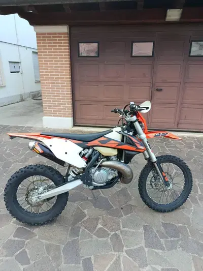 KTM 250 EXC TPI Six Days (2018) usata