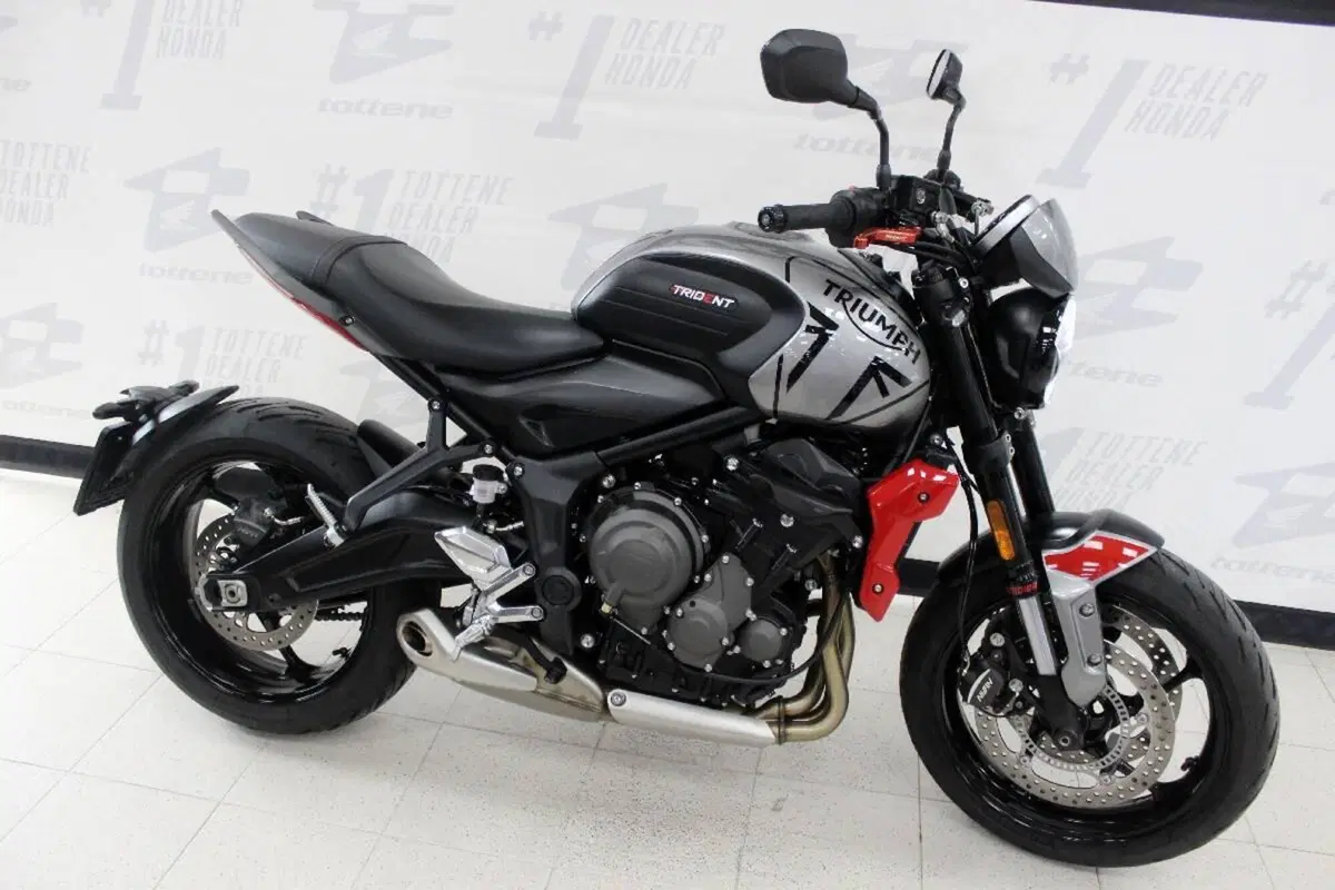 Triumph Trident 660 (2021 - 24) (3)