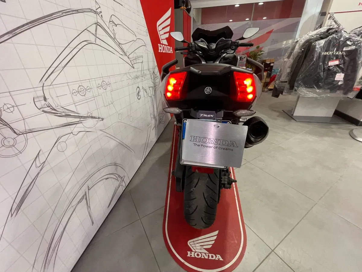 Yamaha T-Max 530 SX (2017 - 19) (8)