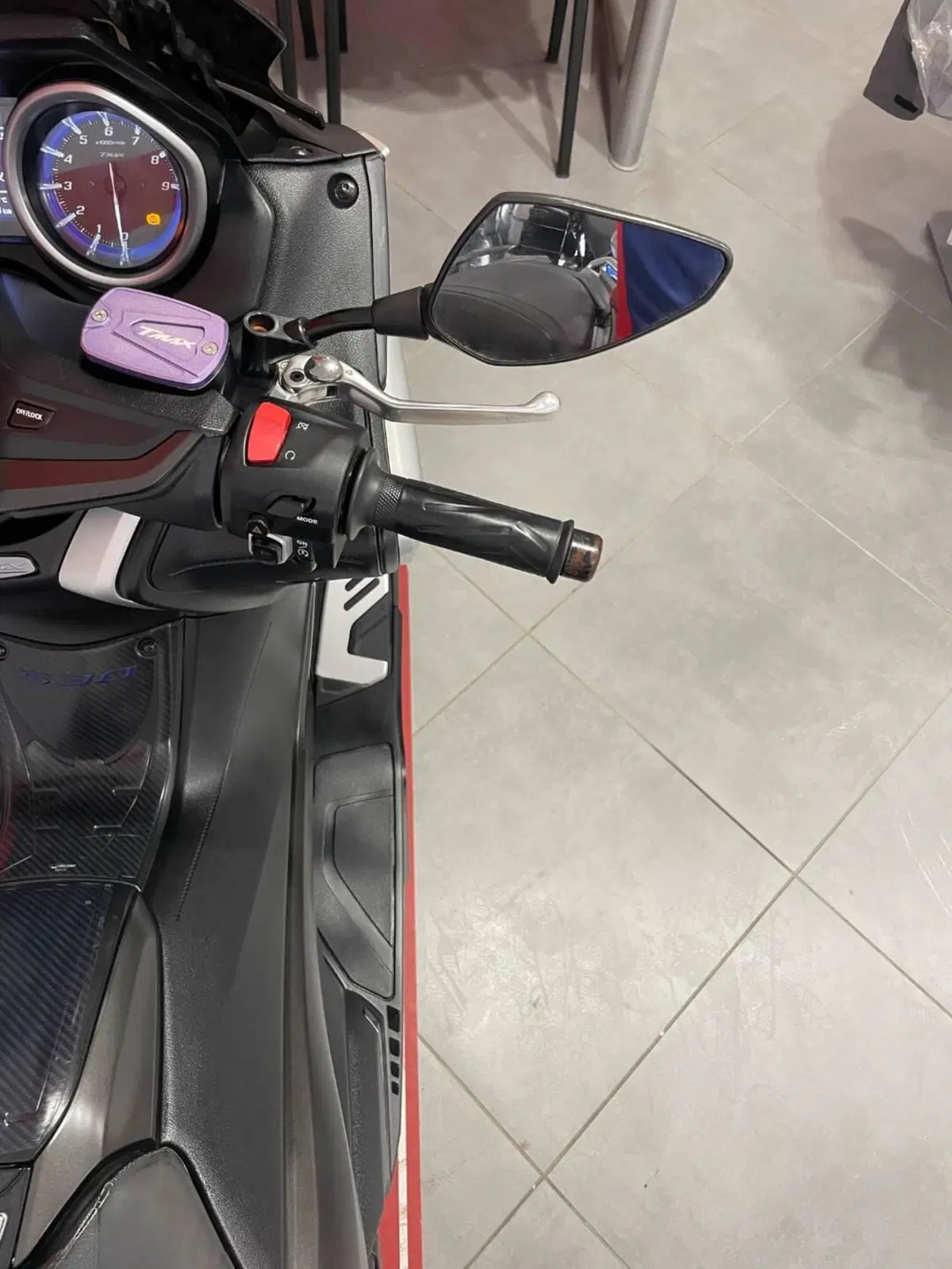 Yamaha T-Max 530 SX (2017 - 19) (15)