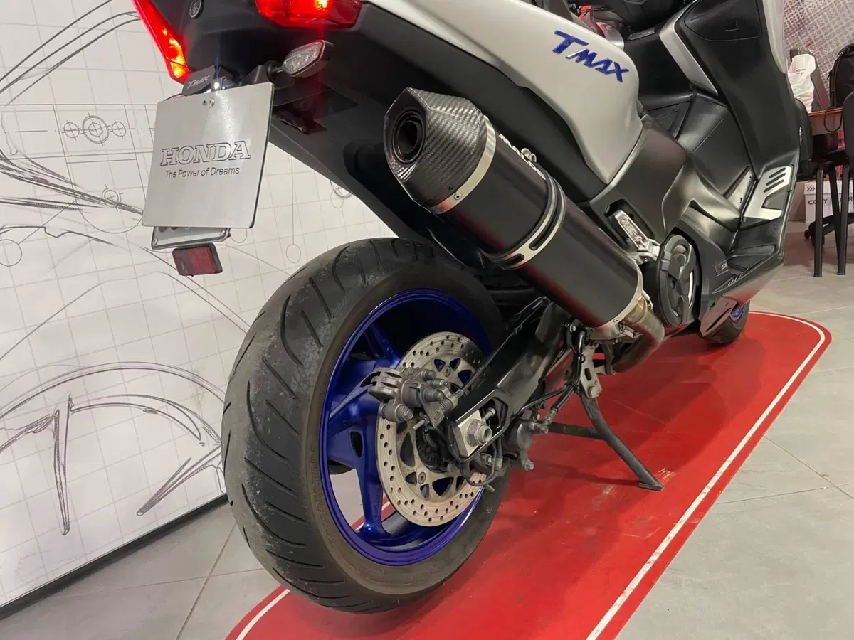 Yamaha T-Max 530 SX (2017 - 19) (12)