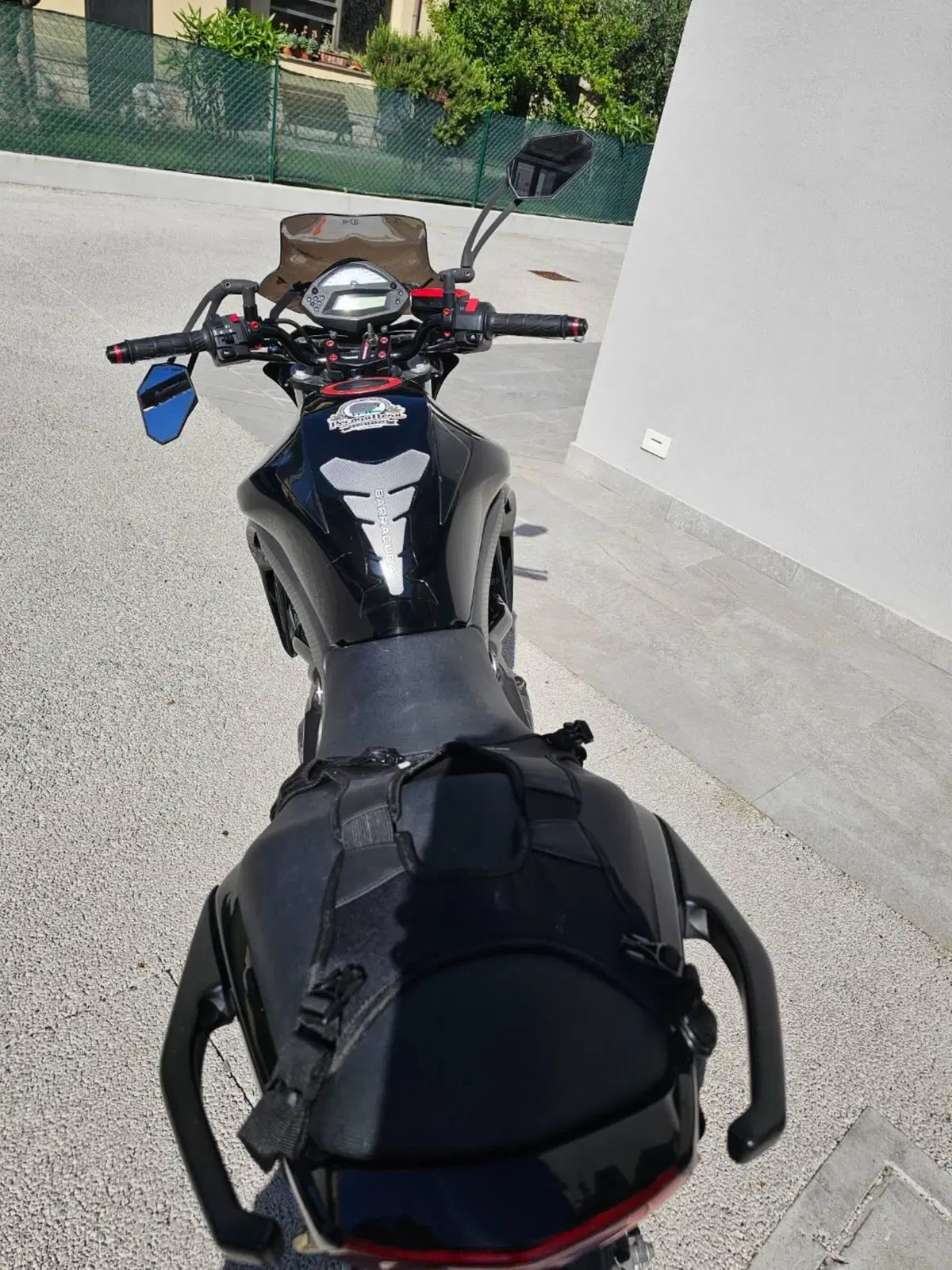 Kawasaki ER-6N (2009 - 11) (5)