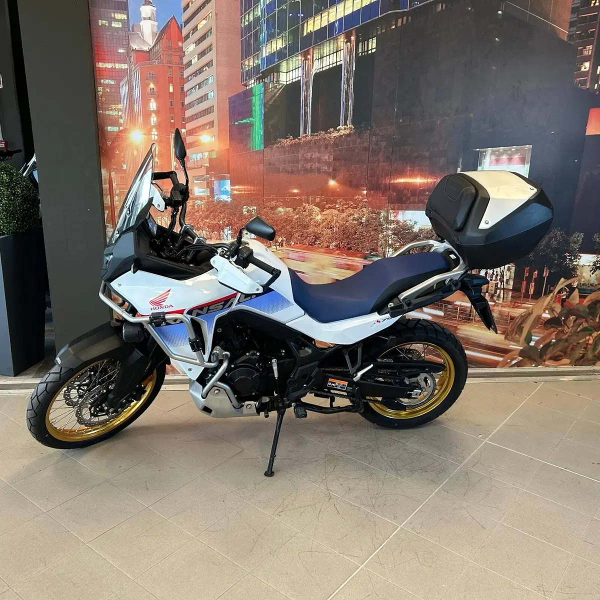 Honda Transalp XL750 Travel Edition (2023 - 24) (3)