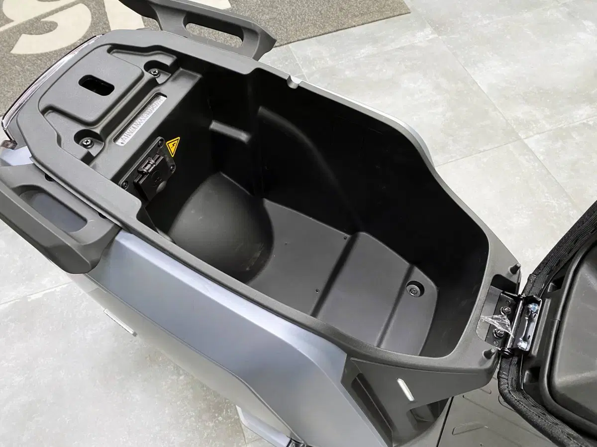 Niu NQiX 500 (2025 - 26) (9)