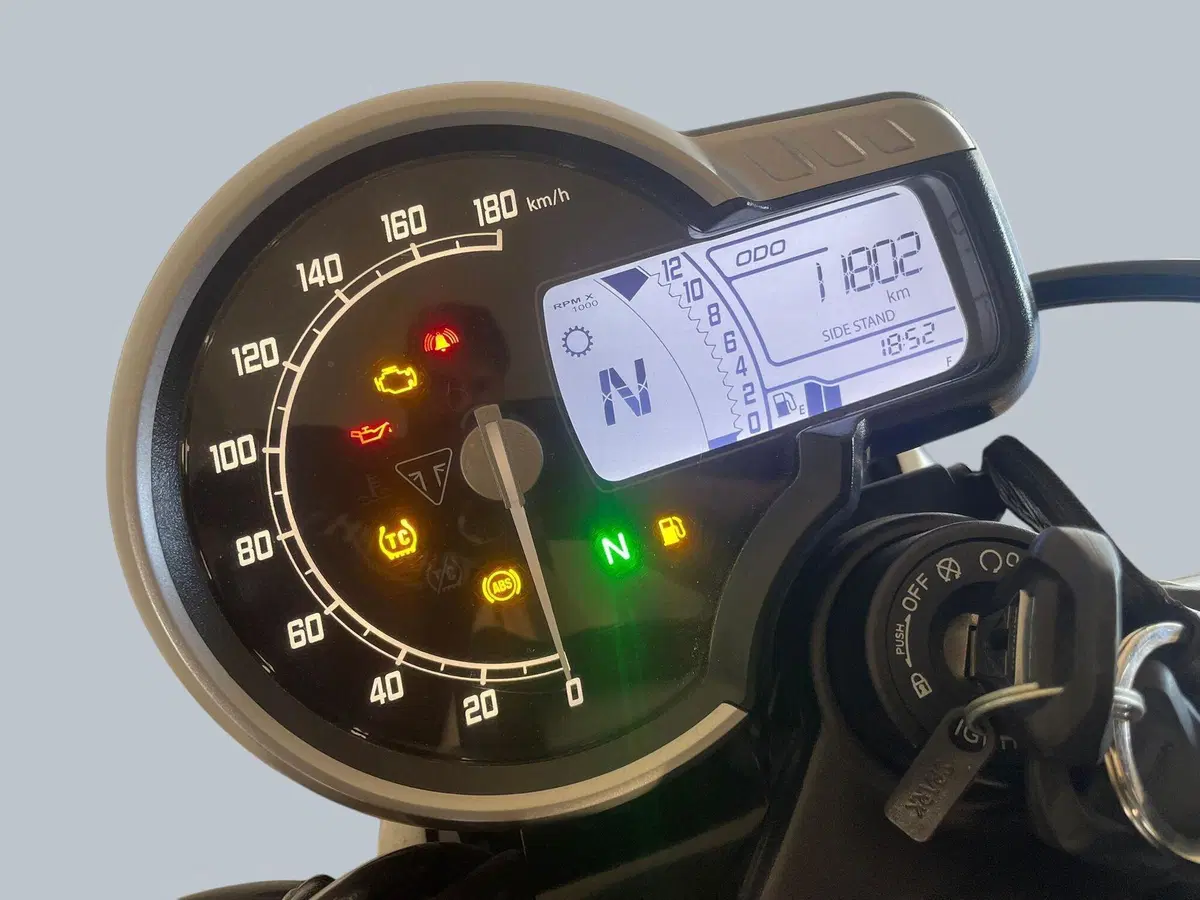 Triumph Speed 400 (2024 - 26) (7)