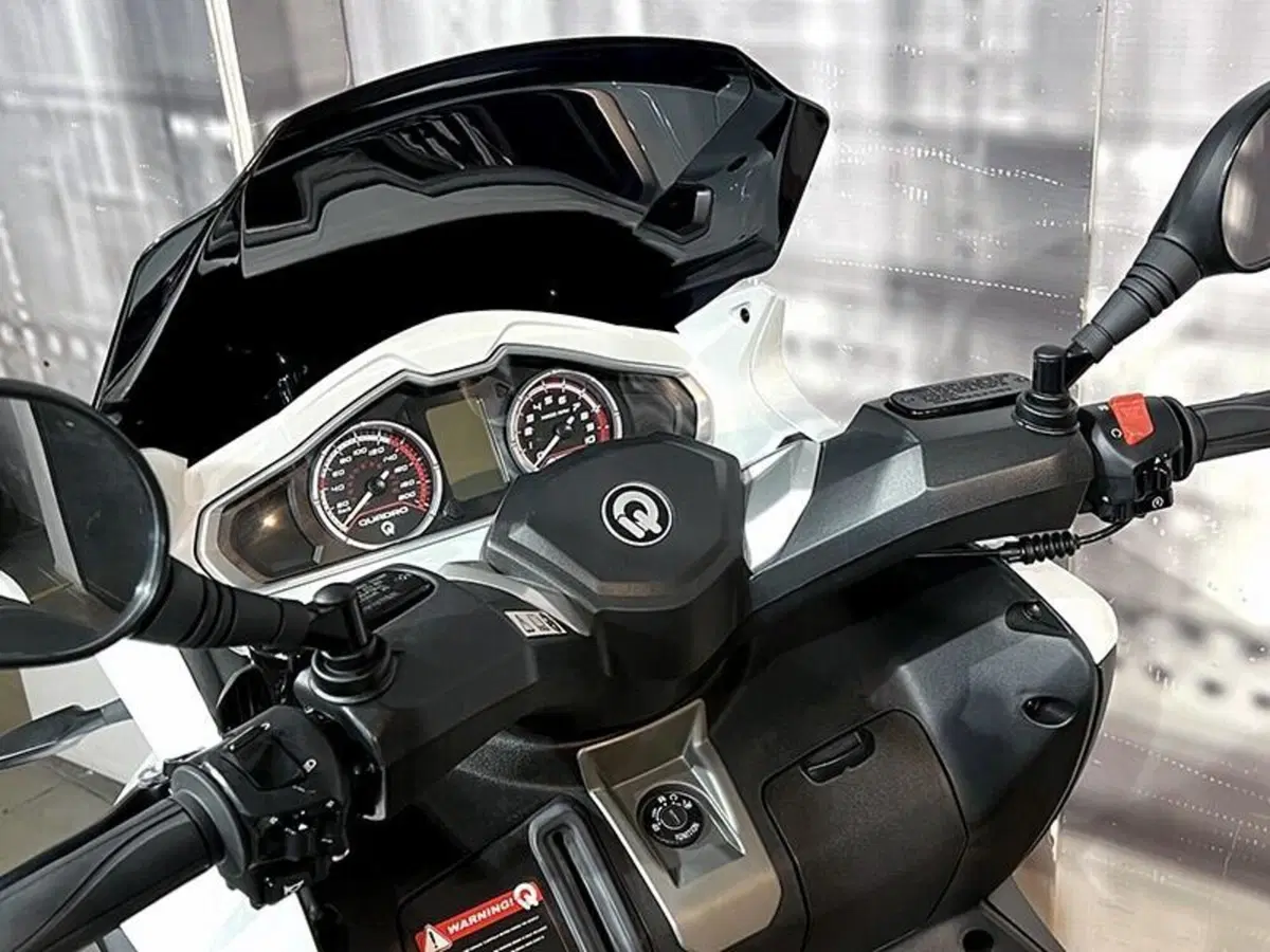 Quadro QV3 350 (2018 - 19) (6)