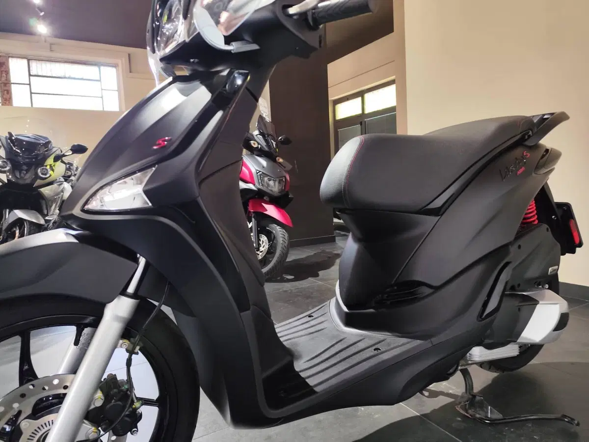 Piaggio Liberty 125 3V ABS (2021 - 24) (5)
