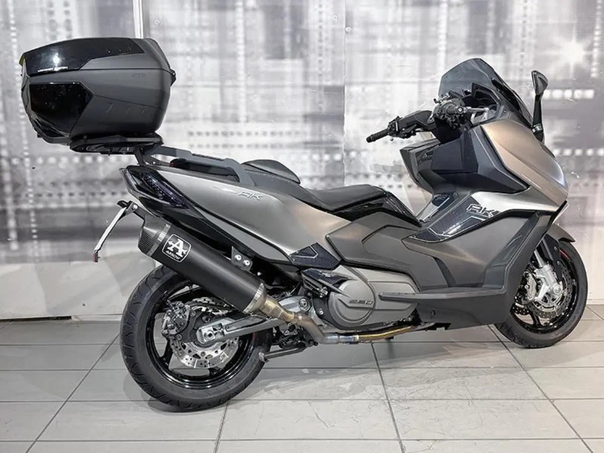 Kymco AK 550 Premium (2023 - 25) (8)