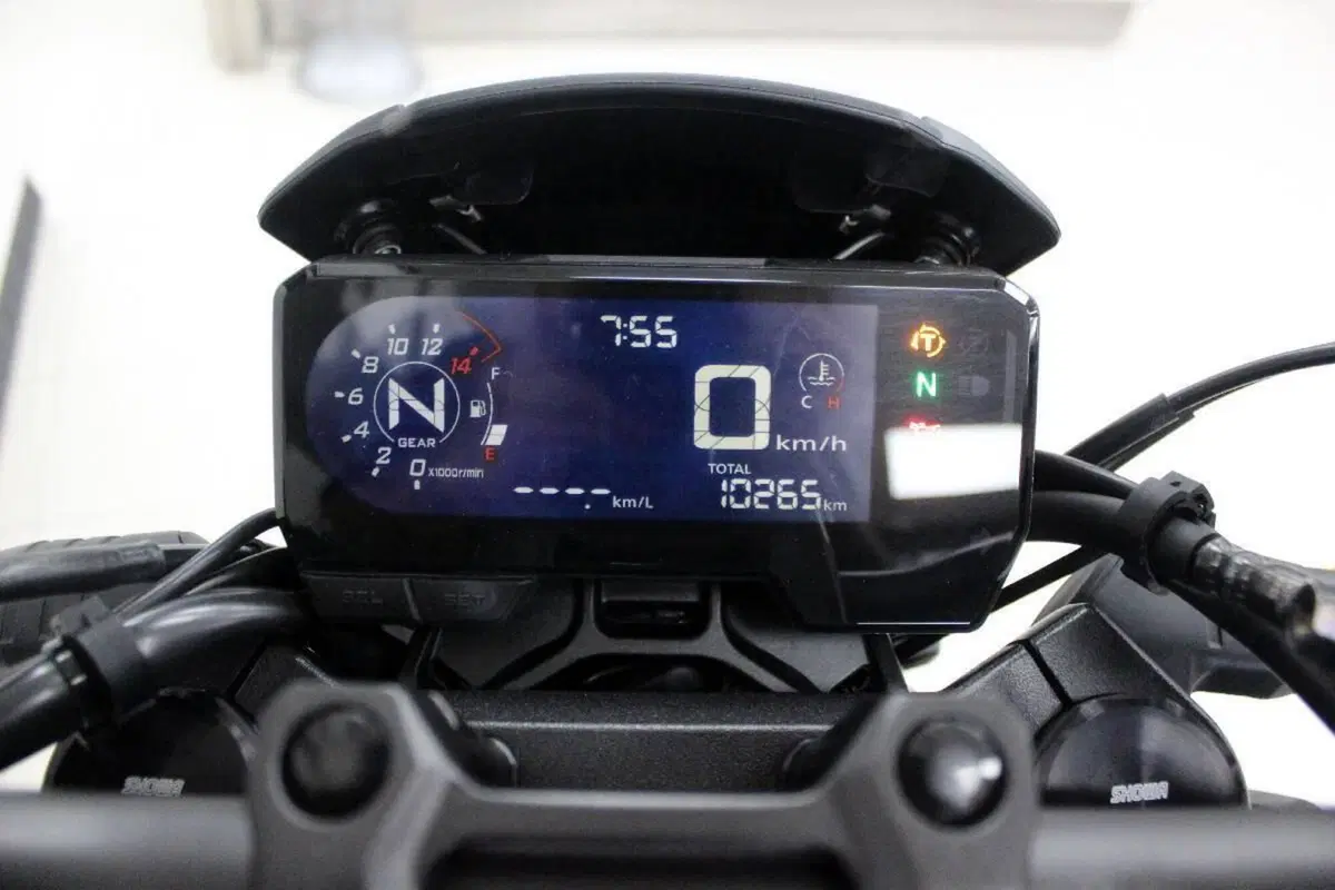 Honda CB 650 R (2021 - 23) (7)