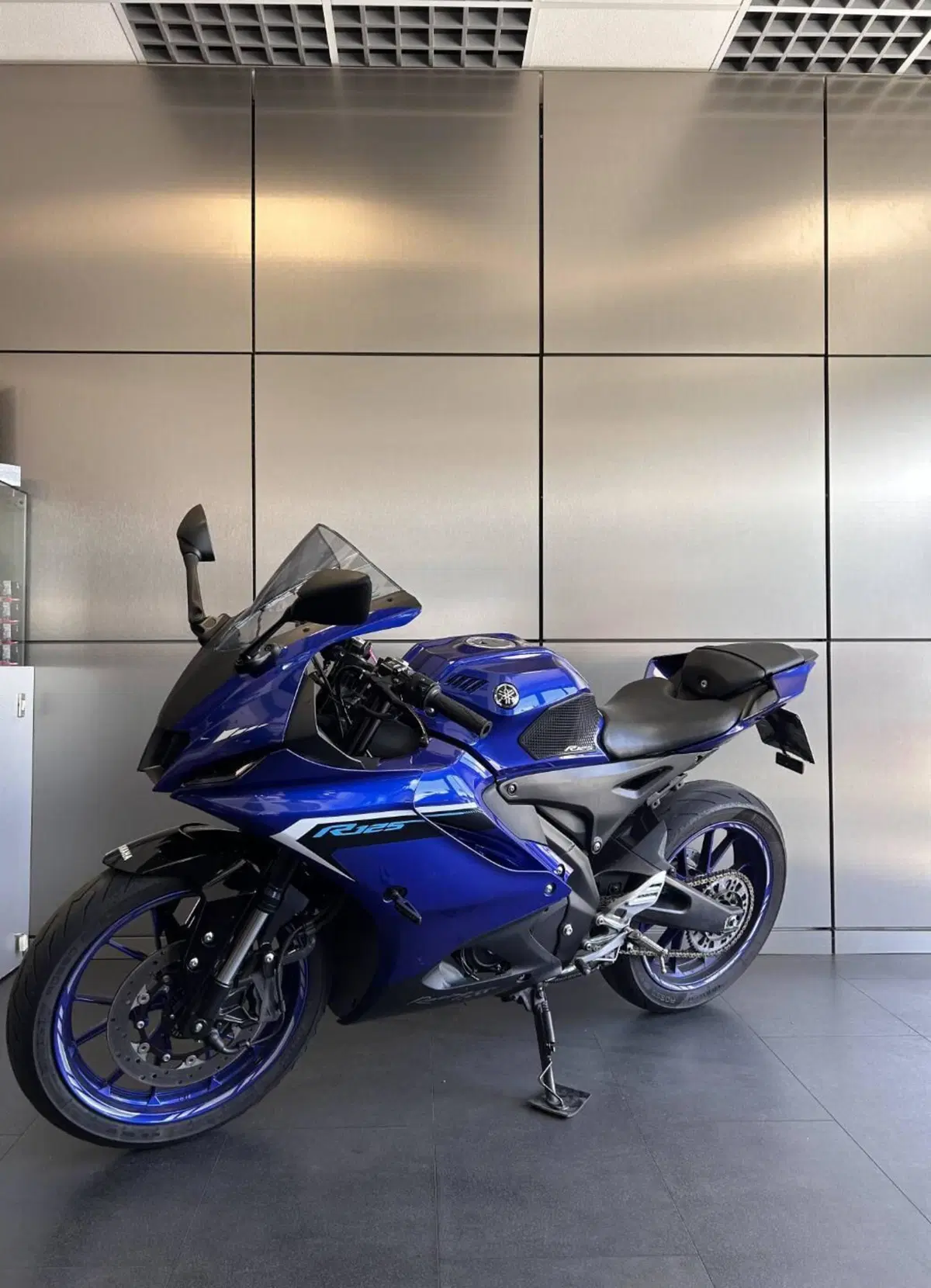 Yamaha YZF R125 (2023 - 26) (3)