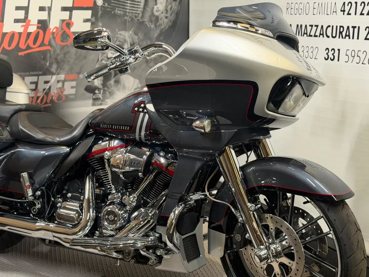 Harley-Davidson 117 Road Glide (2018 - 19) - FLTRXSE (6)