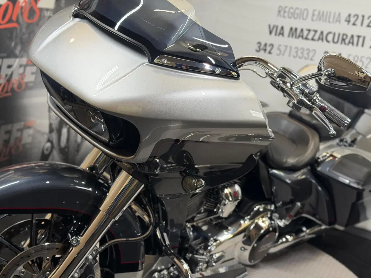 Harley-Davidson 117 Road Glide (2018 - 19) - FLTRXSE (10)