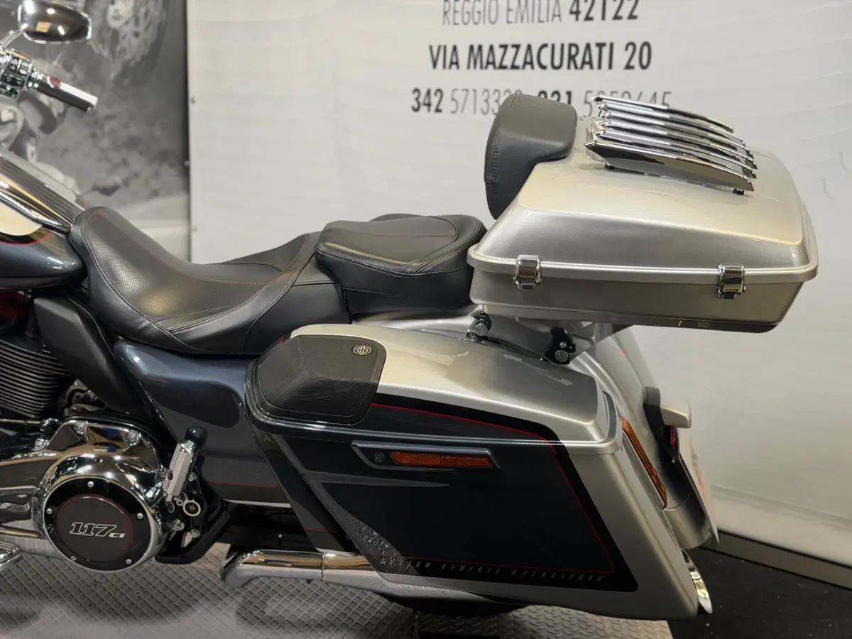 Harley-Davidson 117 Road Glide (2018 - 19) - FLTRXSE (13)