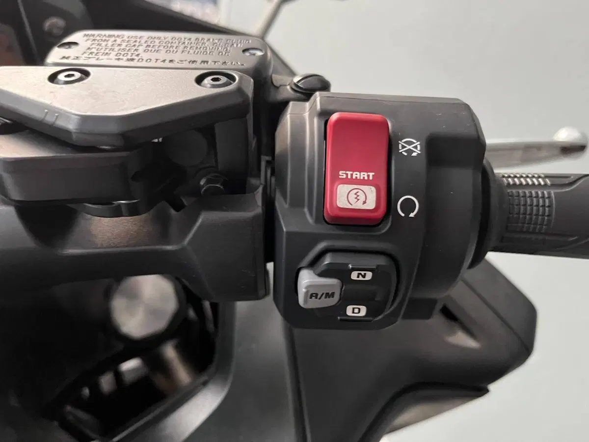 Honda Forza 750 DCT (2021 - 24) (16)