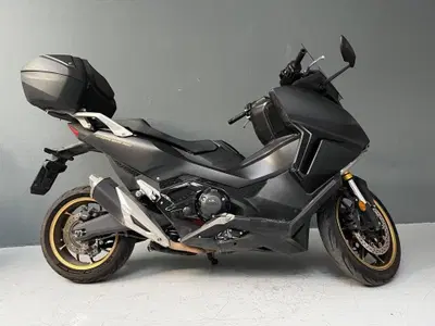 Honda Forza 750 DCT (2021 - 24) usata