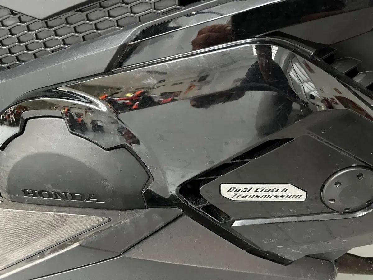 Honda Forza 750 DCT (2021 - 24) (18)