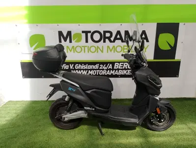 Lifan E4 L1e (2021 - 26) usata