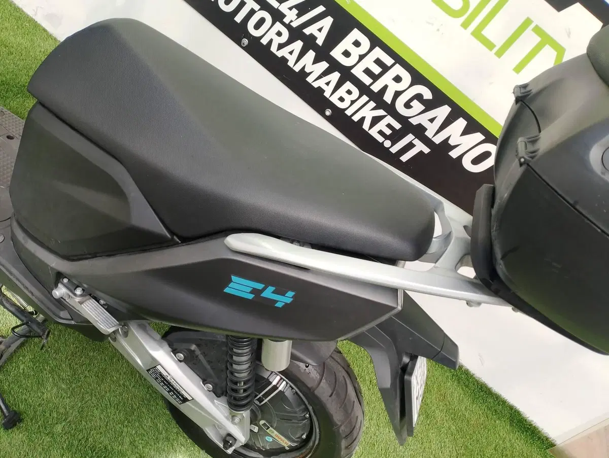 Lifan E4 L1e (2021 - 26) (6)