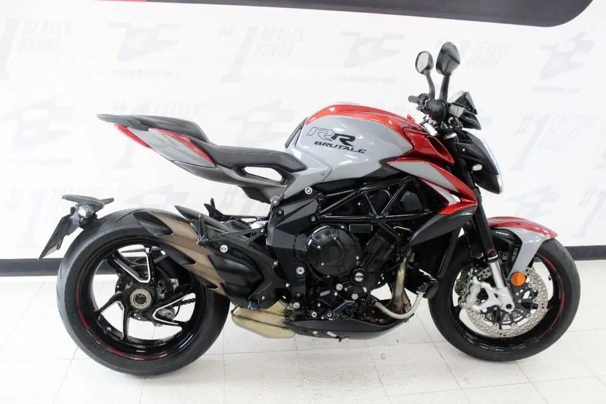 MV Agusta Brutale 800 RR (2021 - 25) (2)