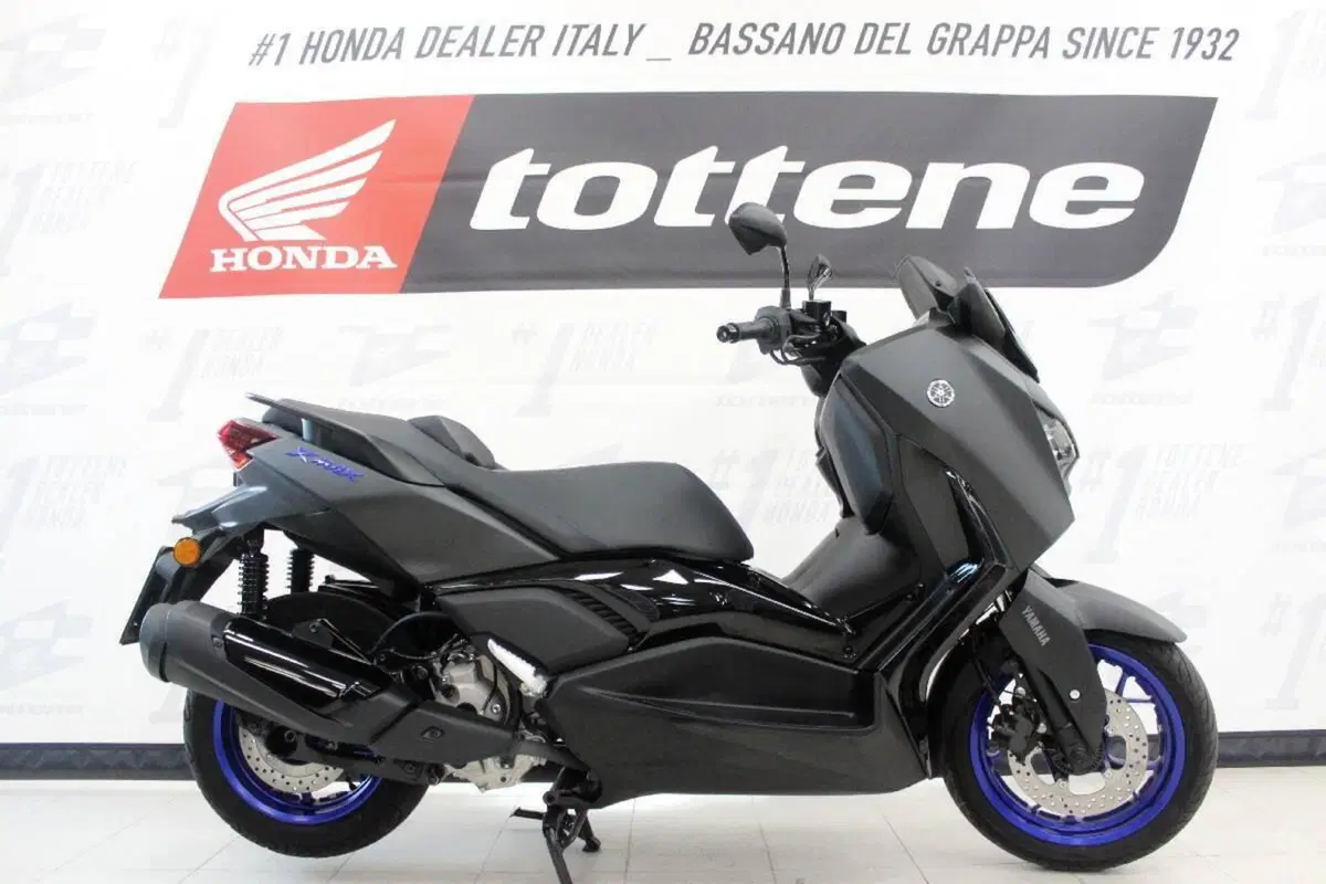 Yamaha X-Max 300 (2025 - 26)