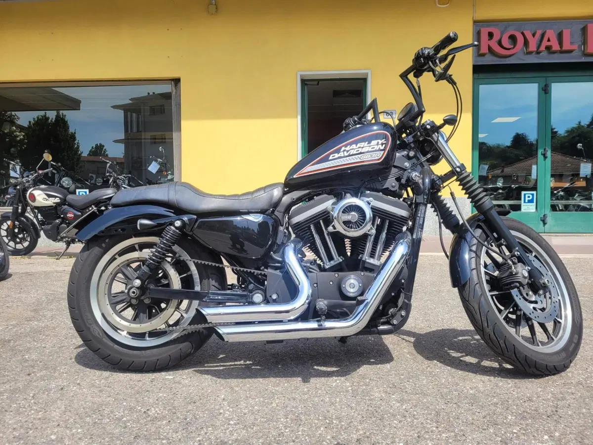 Harley-Davidson 883 R (2008 - 16) - XL 883R (2)