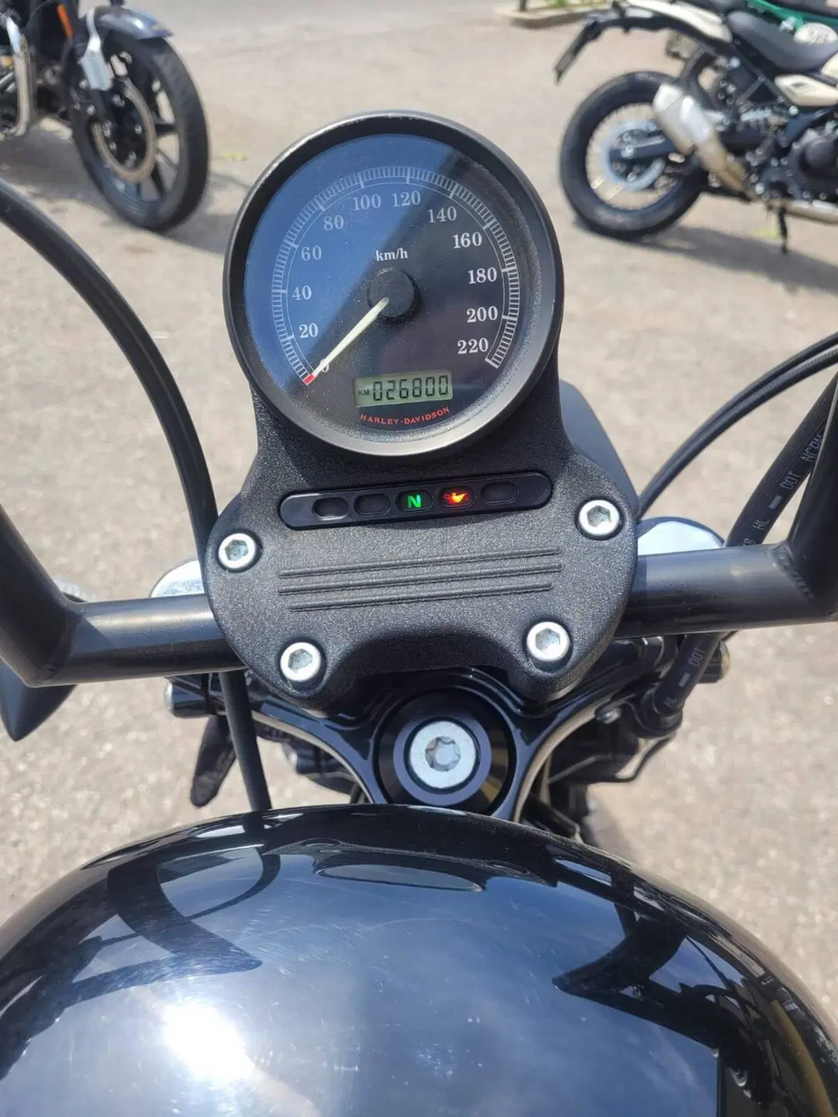 Harley-Davidson 883 R (2008 - 16) - XL 883R (12)