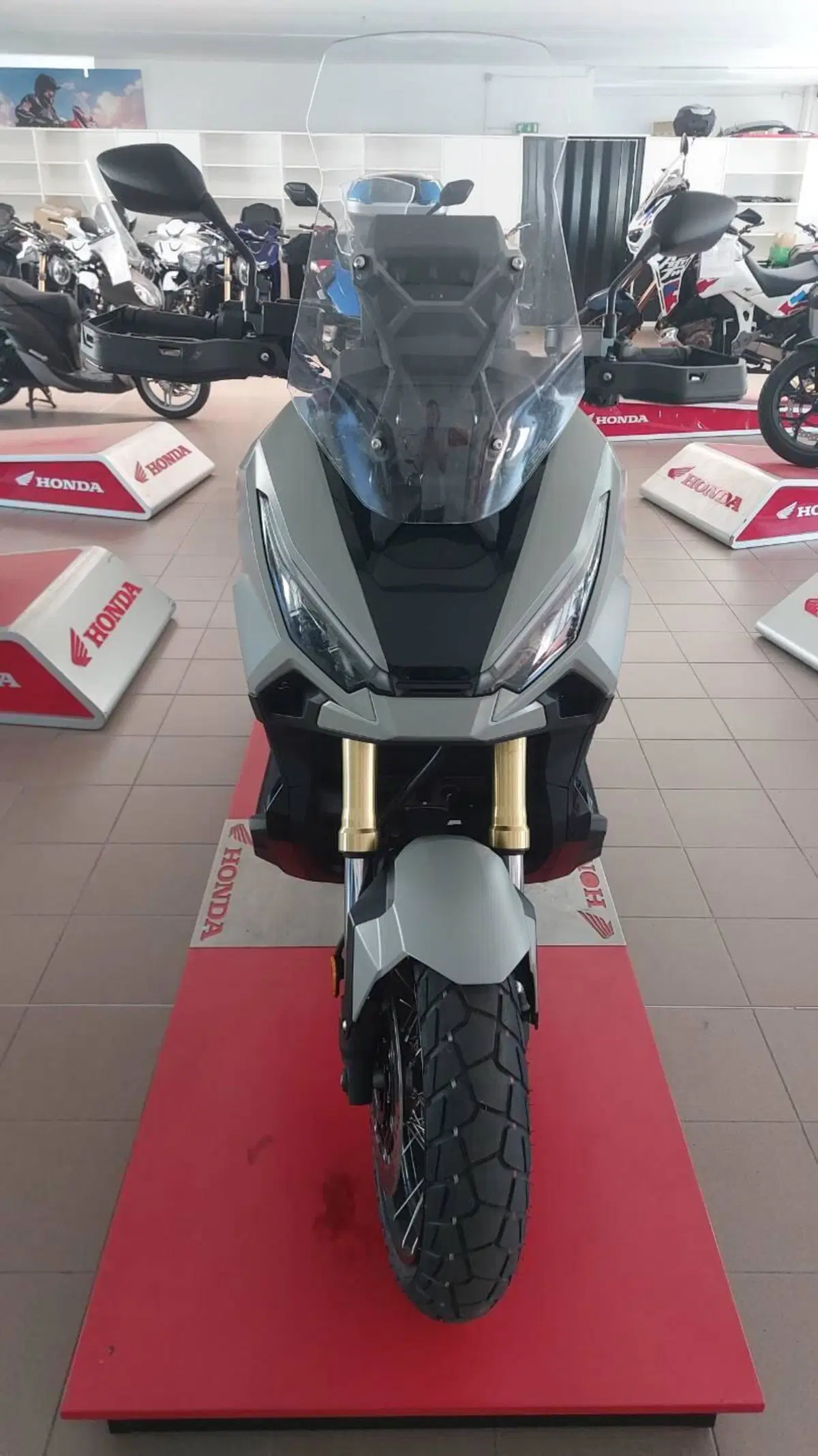 Honda X-ADV 750 (2025 - 26) (4)