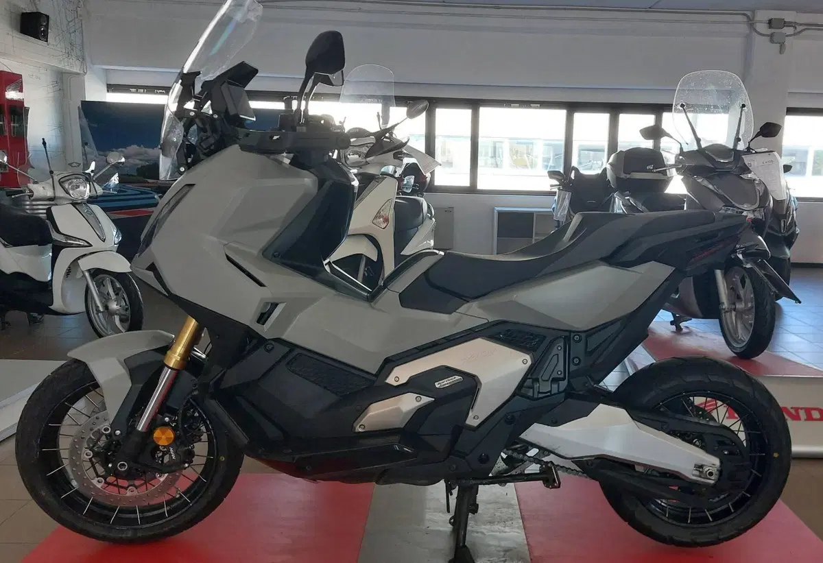 Honda X-ADV 750 (2025 - 26) (5)
