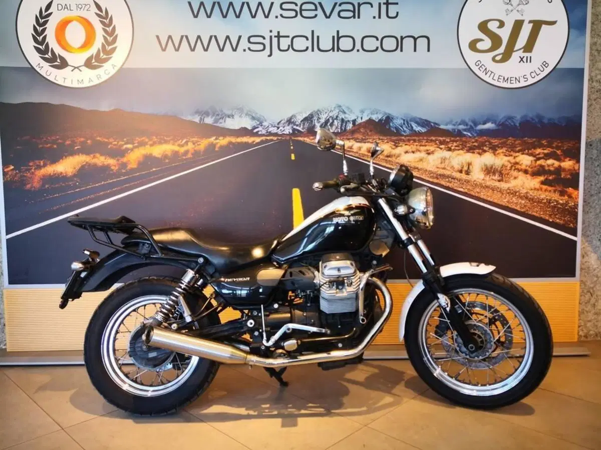 Moto Guzzi Nevada 750 Classic (2008 - 15) (2)
