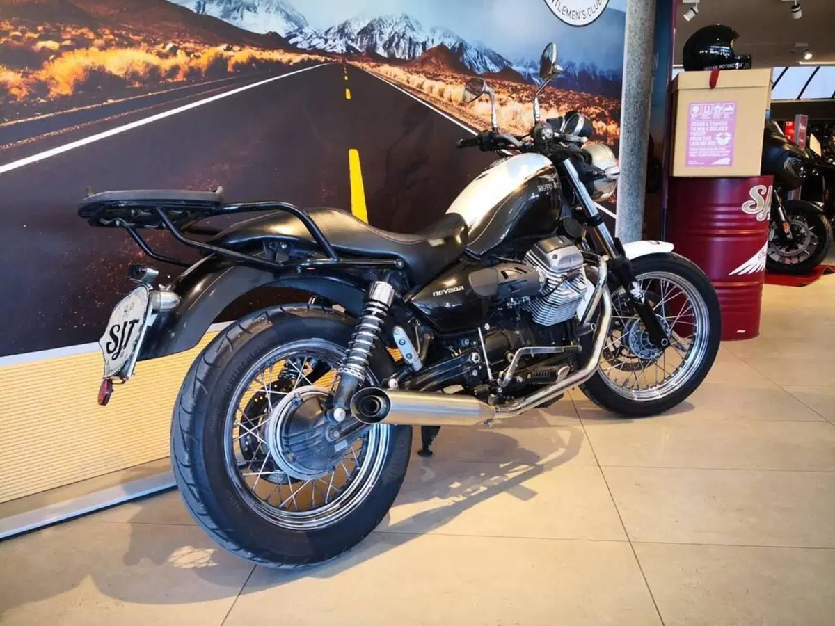 Moto Guzzi Nevada 750 Classic (2008 - 15) (6)