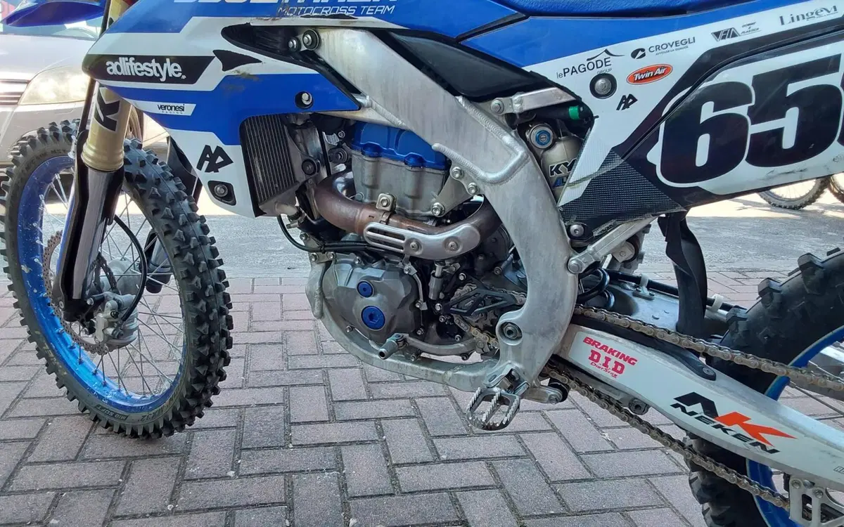 Yamaha YZ 450 F (2025) (9)