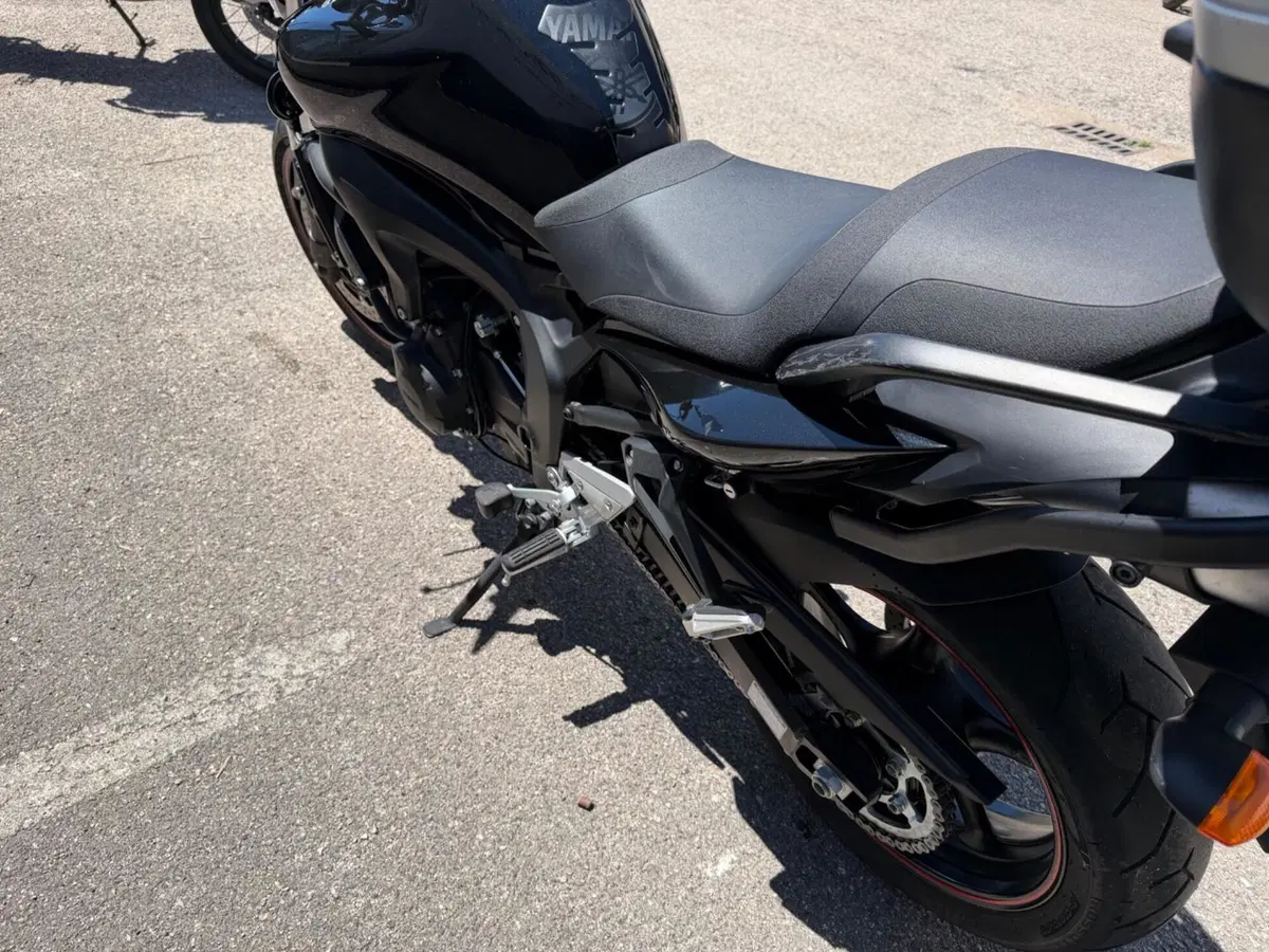 Yamaha FZ6 S2 (2007 - 11) (4)