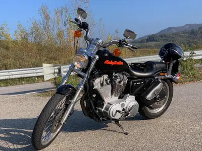 Harley-Davidson 883 Custom (1998 - 00) - XL 53C usata