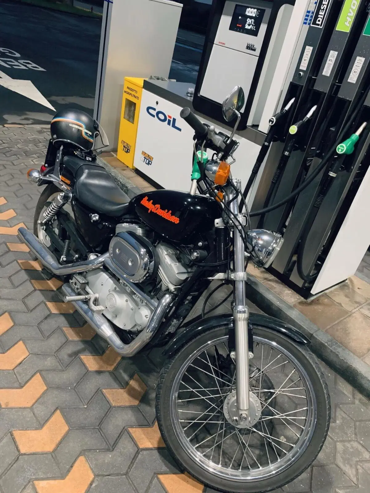 Harley-Davidson 883 Custom (1998 - 00) - XL 53C (7)
