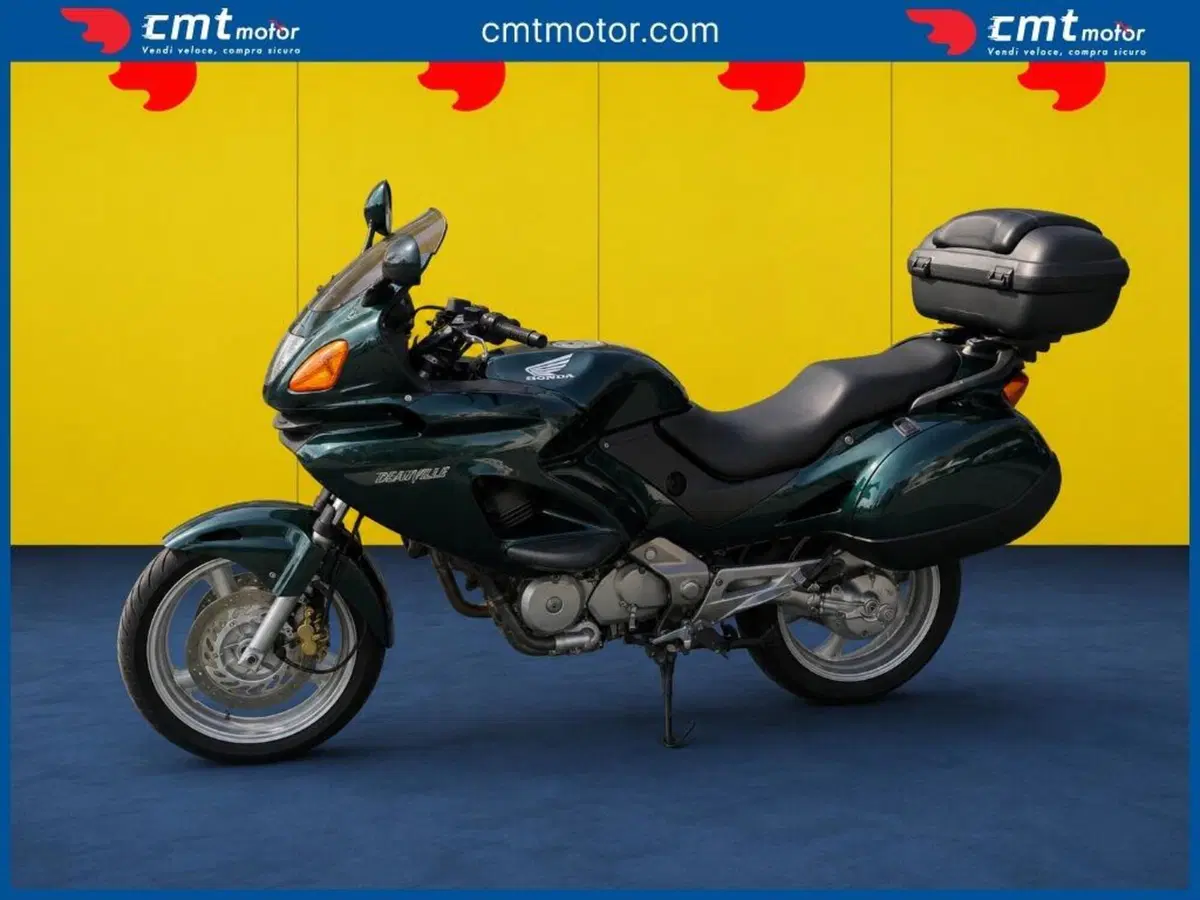 Honda Deauville 650 (1998 - 01) (3)