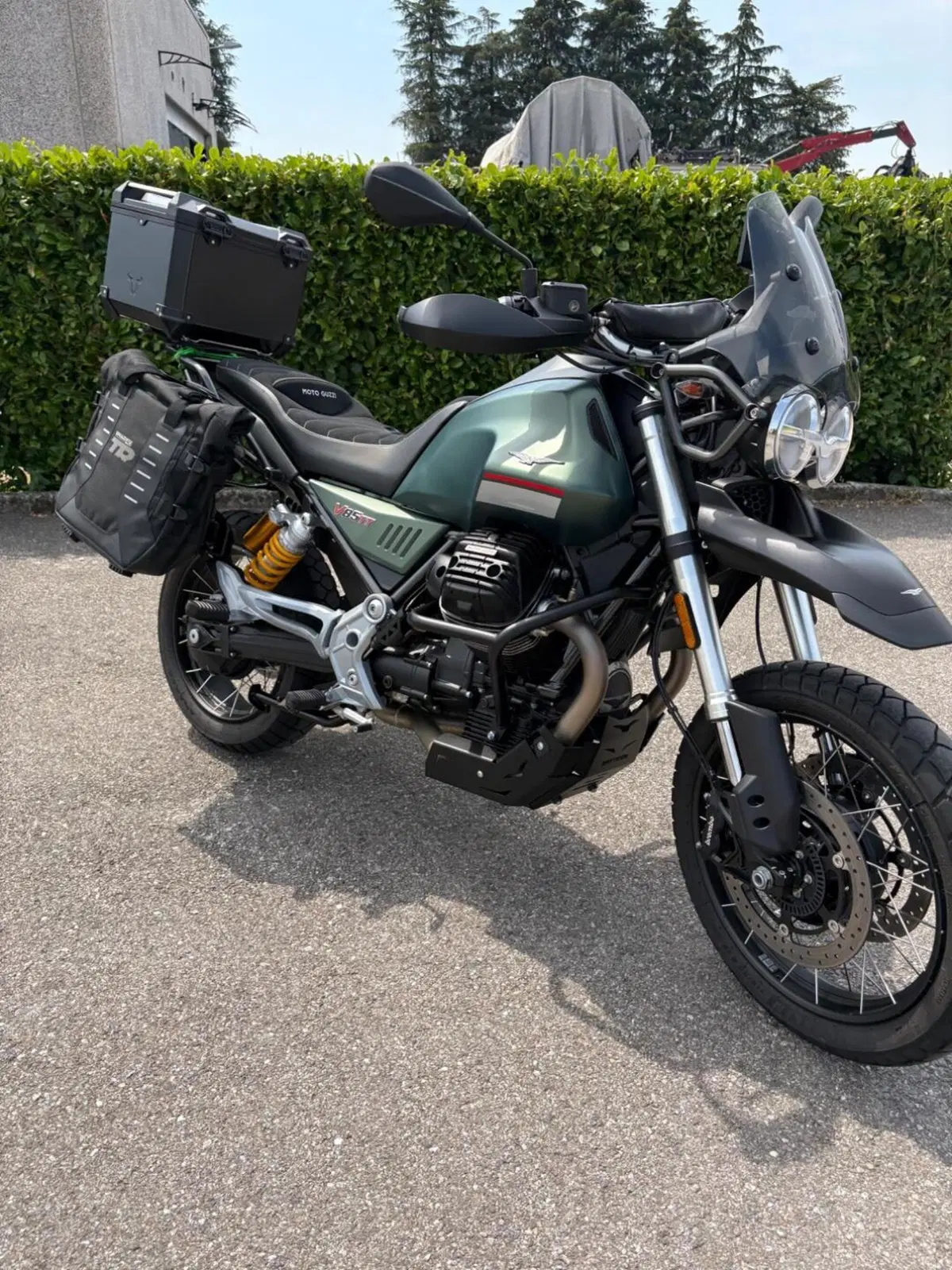 Moto Guzzi V85 TT (2021 - 23) (13)