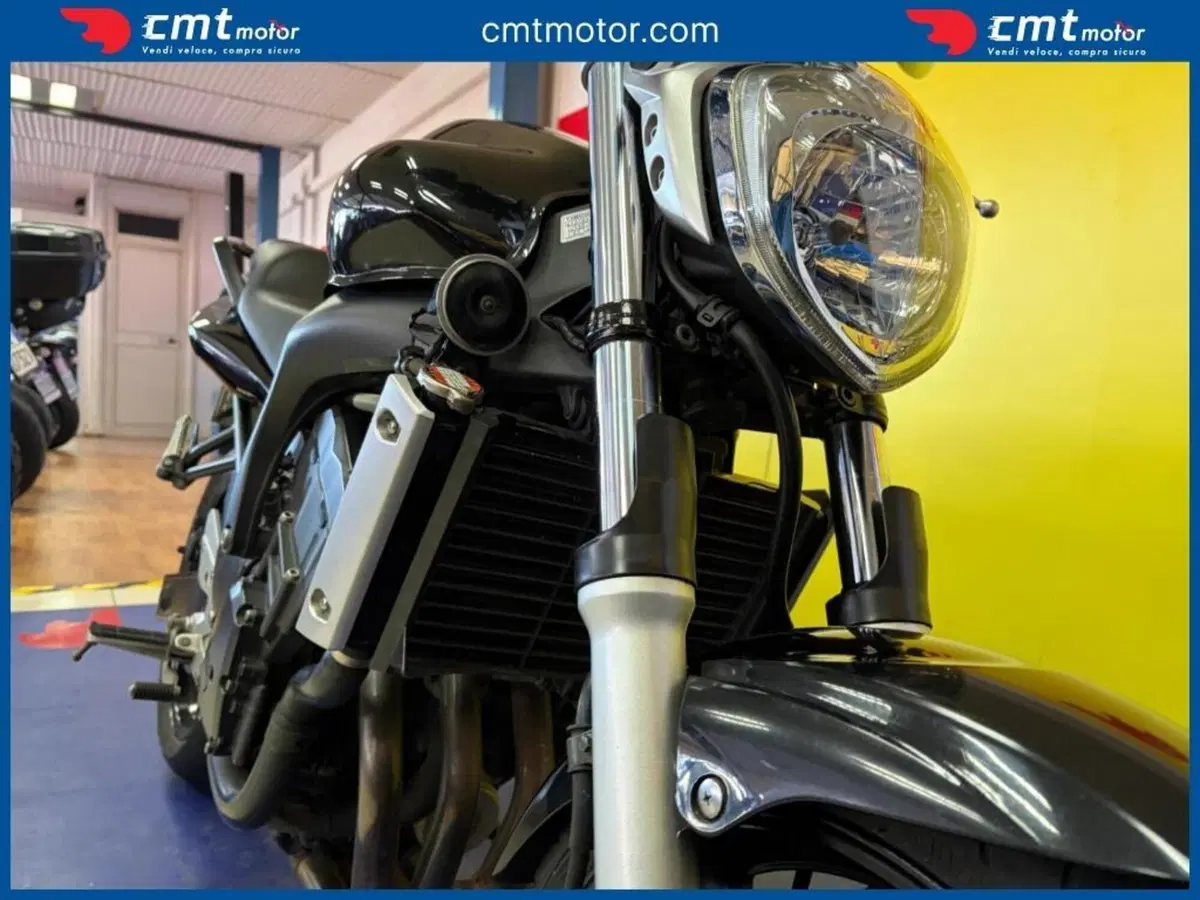 Yamaha FZ6 (2004 - 07) (10)