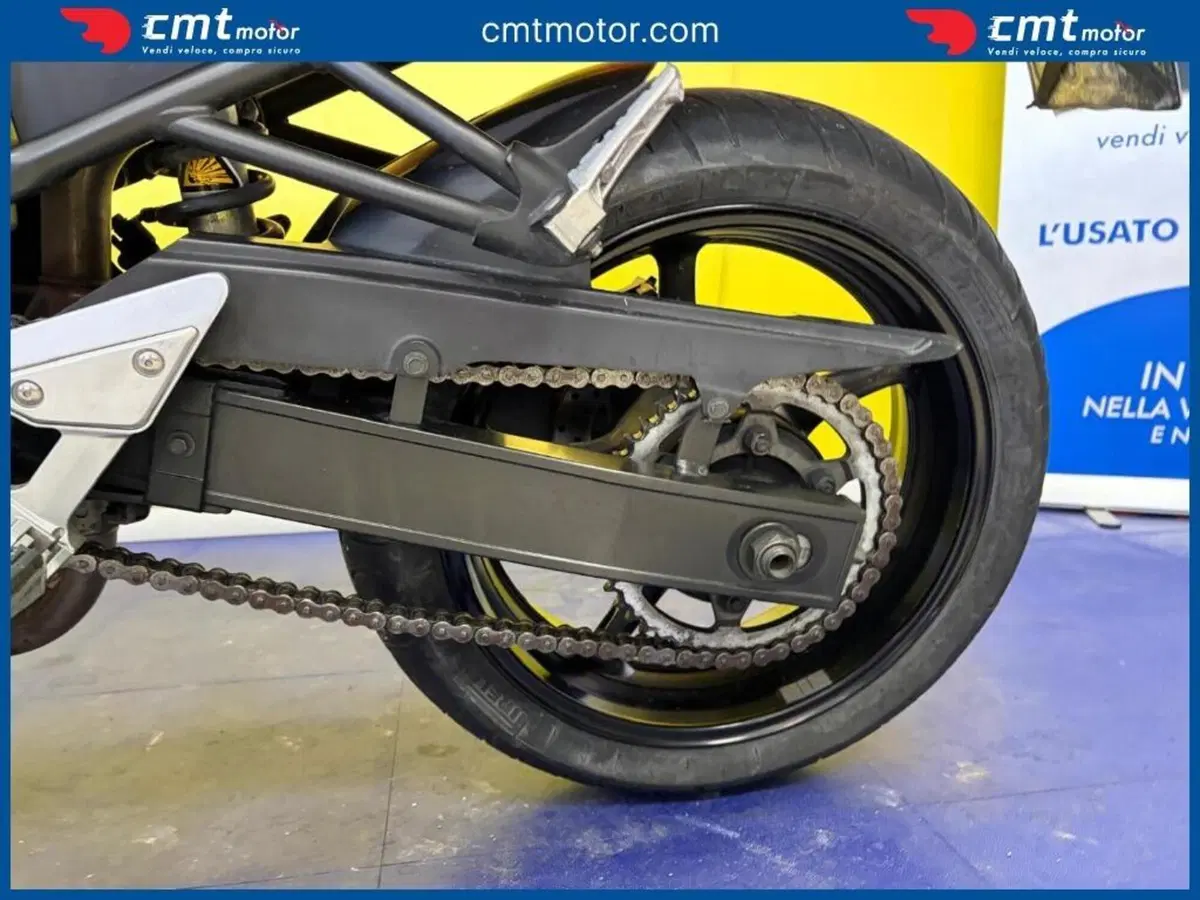 Yamaha FZ6 (2004 - 07) (13)