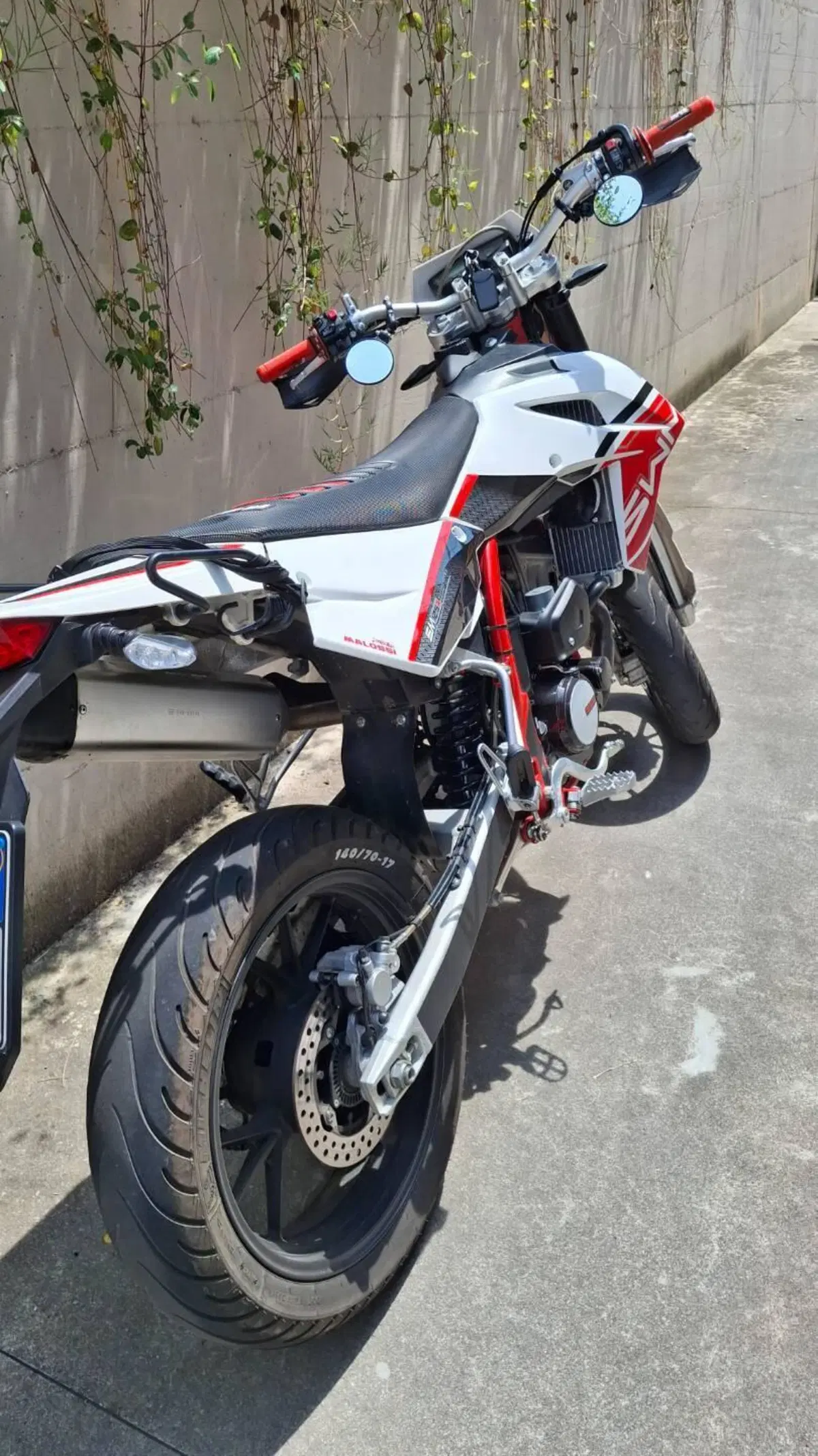 Swm RS 125 R (2021 - 23) (3)