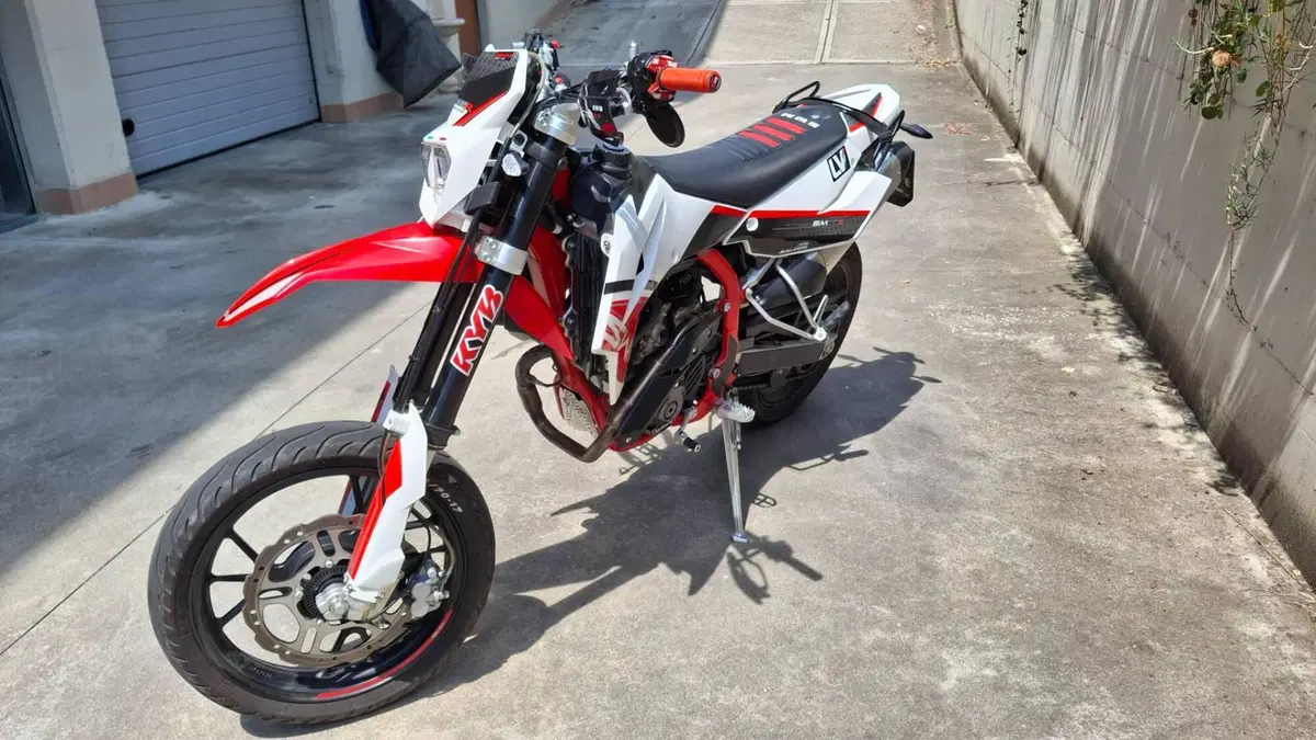 Swm RS 125 R (2021 - 23) (4)