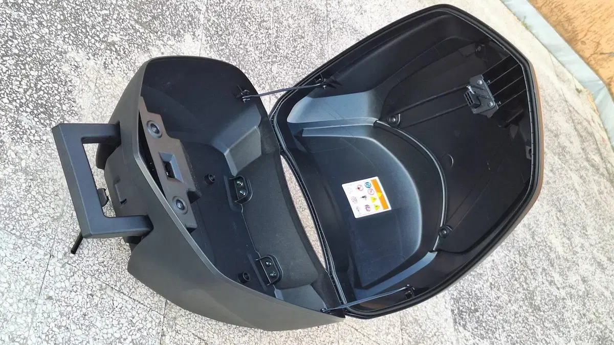 Bauletto originale Honda per scooter SH mod. keyle (4)