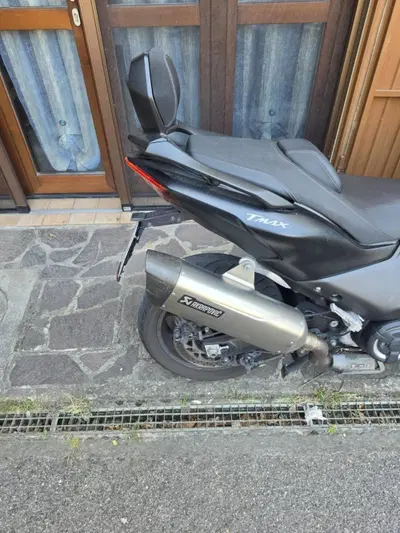 Yamaha T-Max 560 (2022 - 24) usata