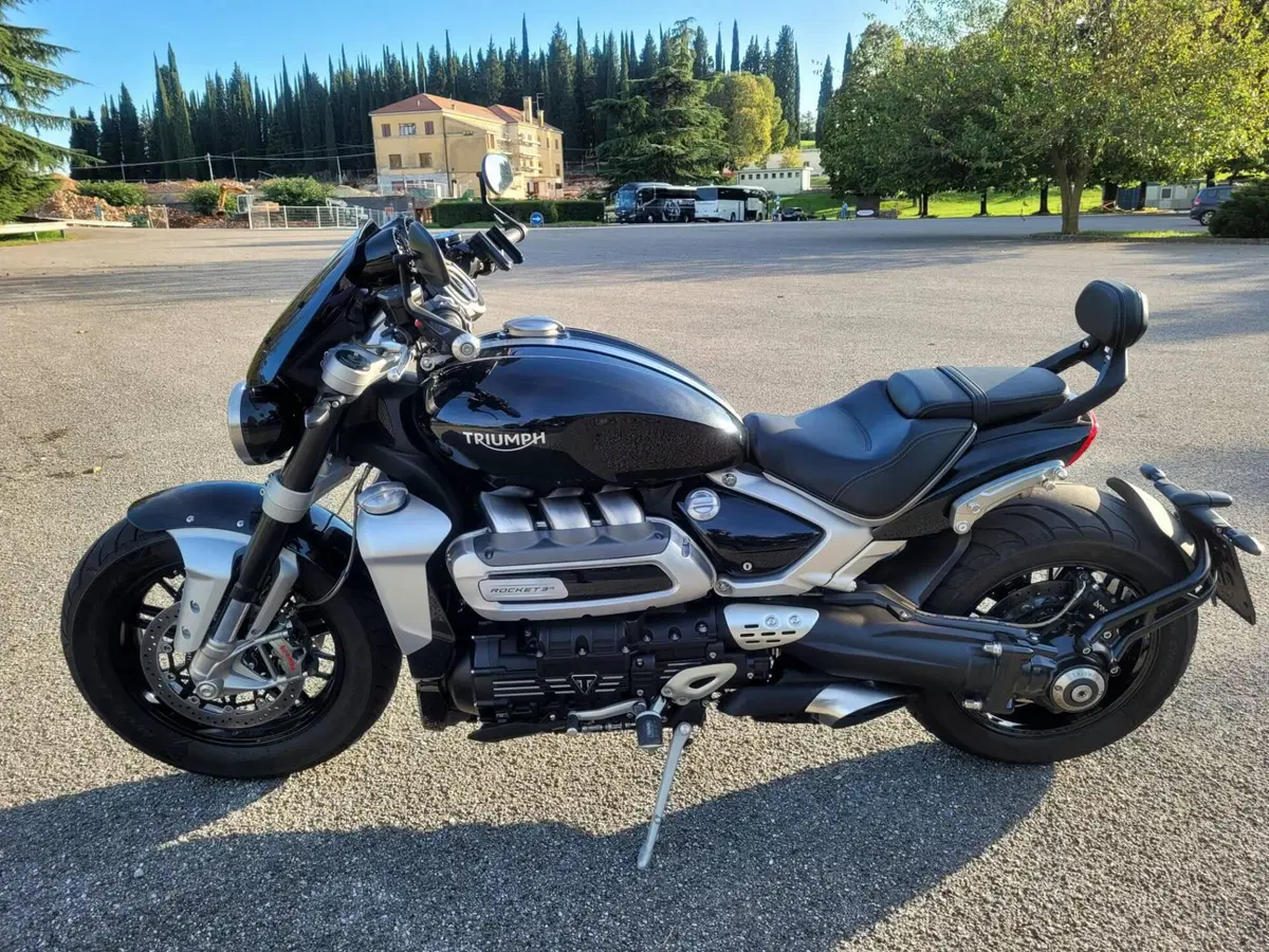Triumph Rocket 3 R (2021 - 24) (8)