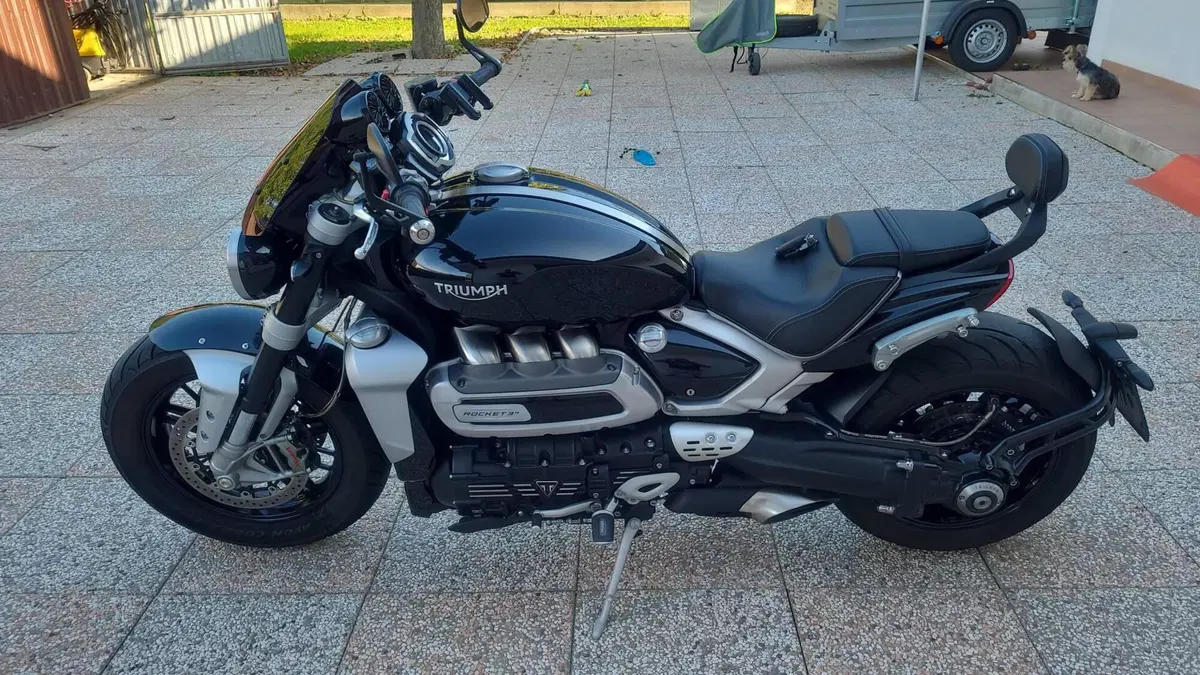 Triumph Rocket 3 R (2021 - 24) (10)